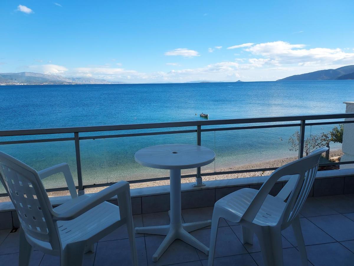 Aqua Apartments Lutrá Oréasz Elénisz Kültér fotó
