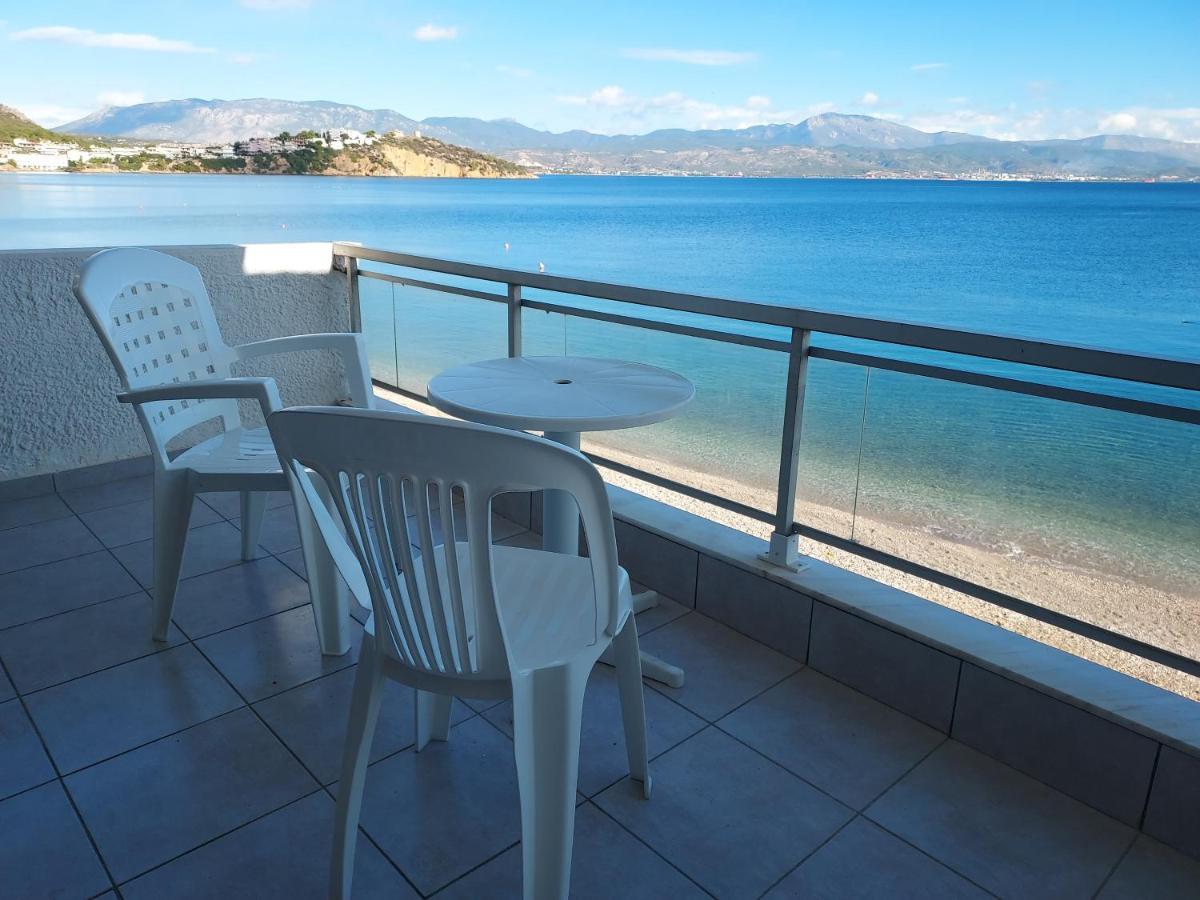 Aqua Apartments Lutrá Oréasz Elénisz Kültér fotó