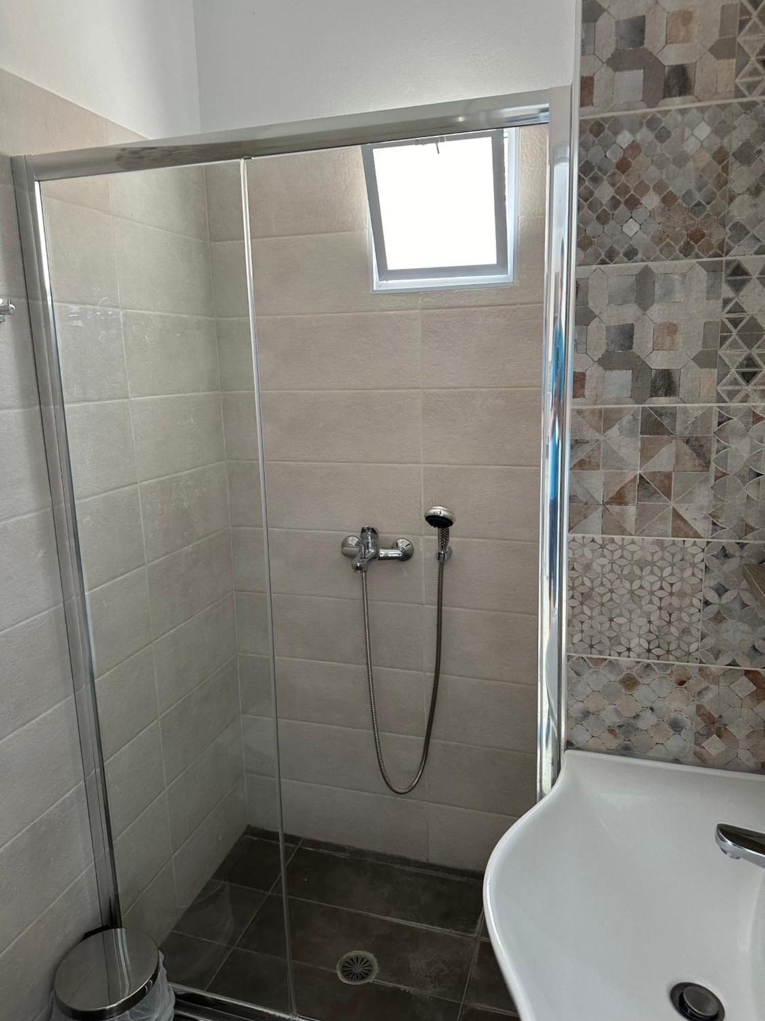 Aqua Apartments Lutrá Oréasz Elénisz Kültér fotó